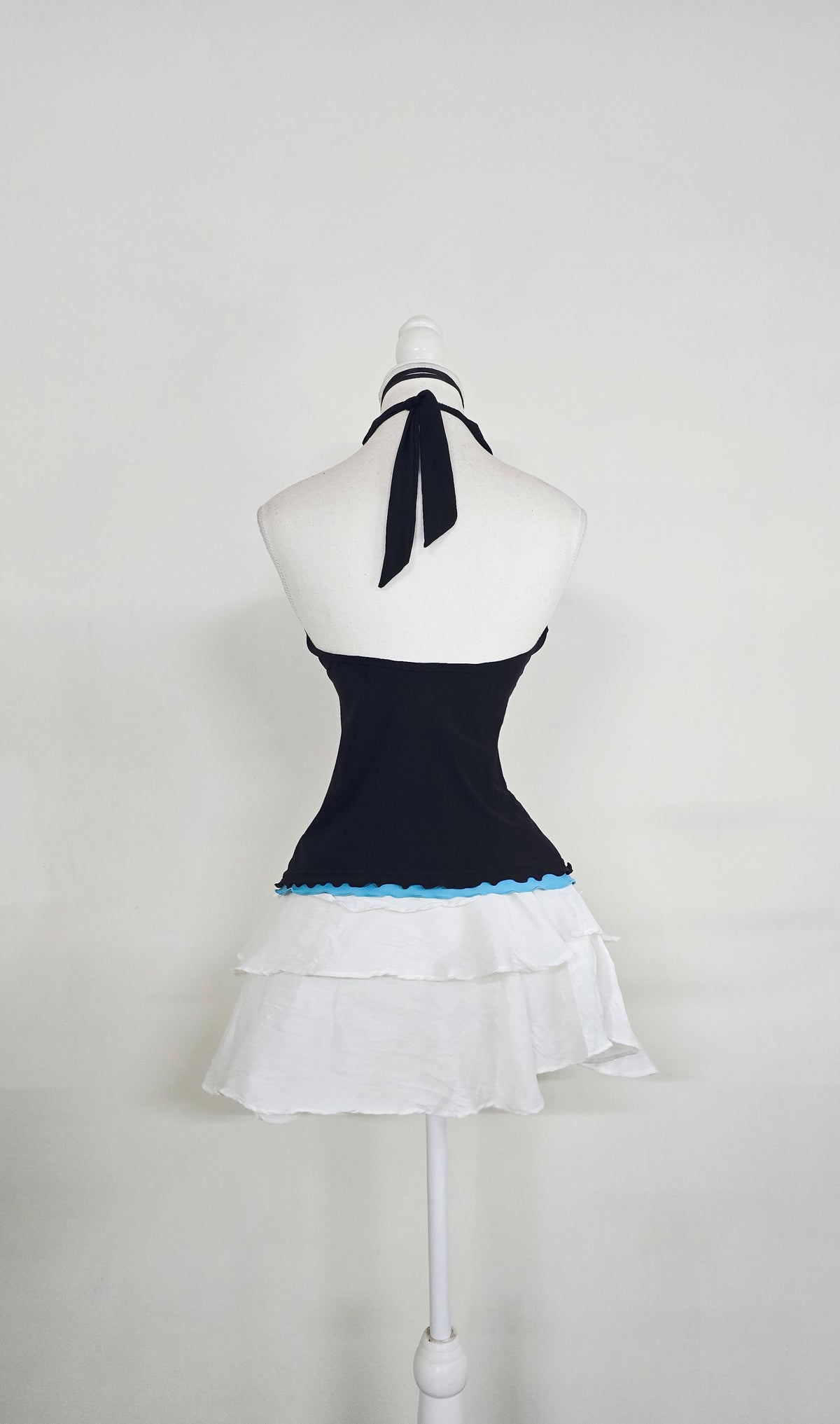 The Electric Blue Trim Halter Top(Size - S)
