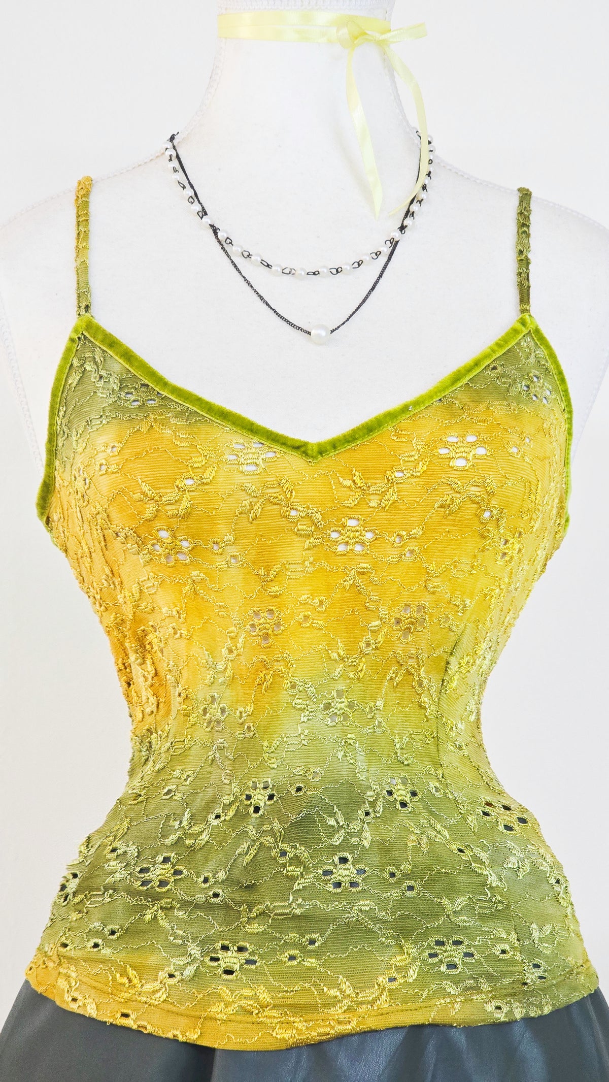 The Moss & Marigold Ombré Lace Cami(Size - XS)