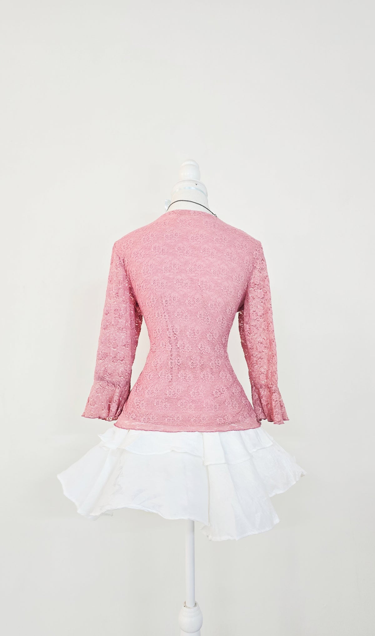 The Rose Ribbon Belle Lace Top(Size - L)