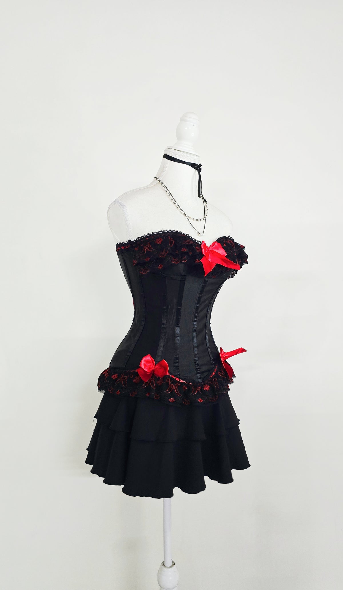 The Scarlet Ribbon Vampire Corset(Size - S,M)