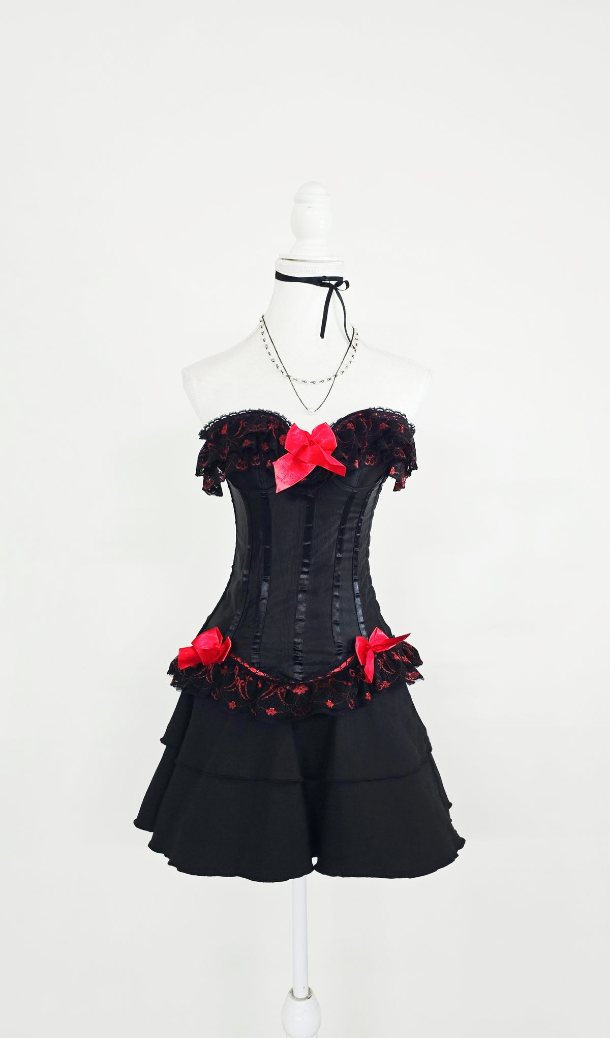 The Scarlet Ribbon Vampire Corset(Size - S,M)