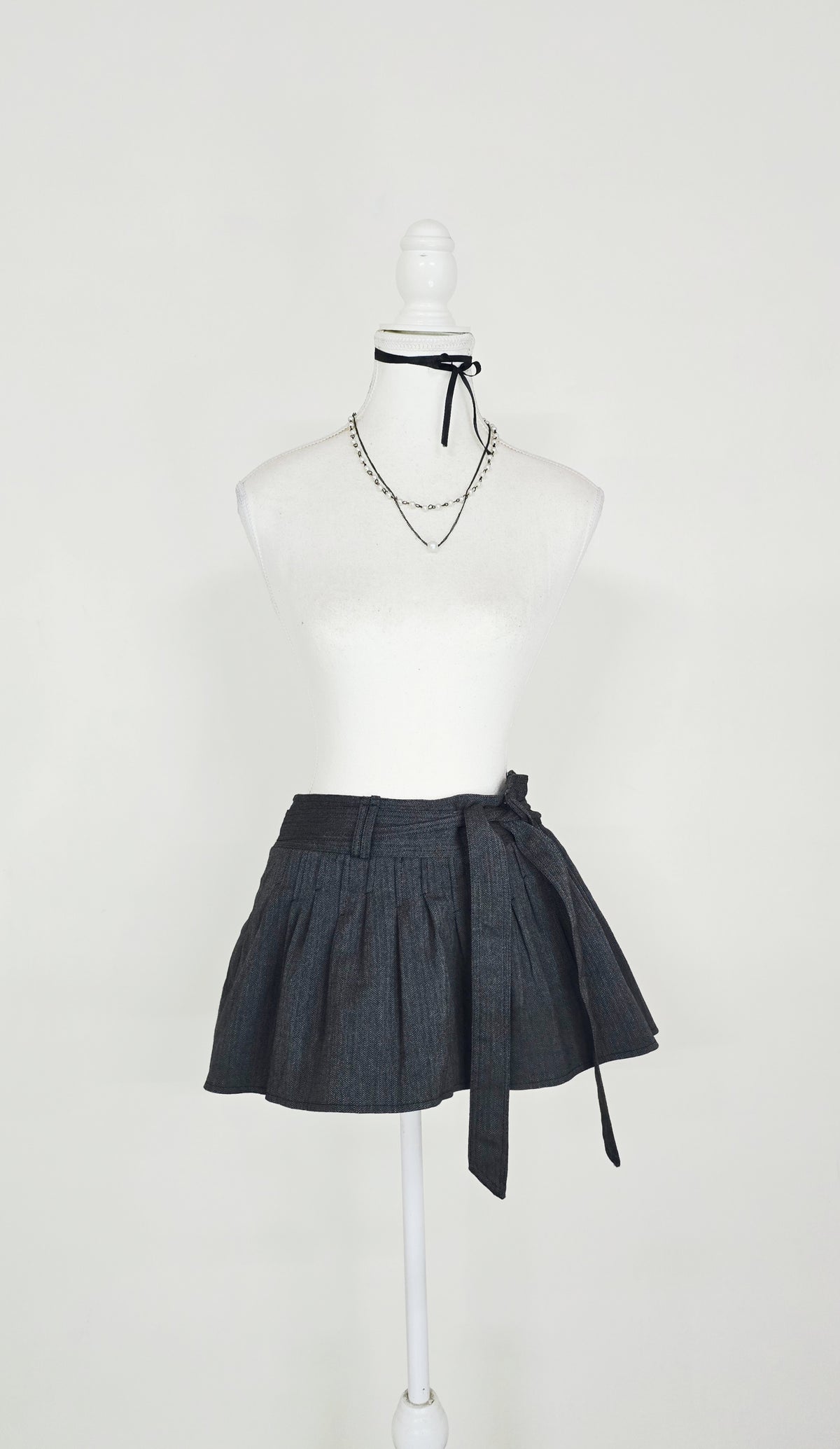 The Melancholy Pleated Mini Skirt(Size - S,M)