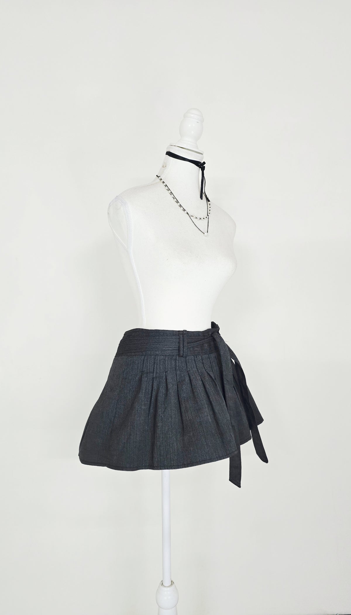 The Melancholy Pleated Mini Skirt(Size - S,M)