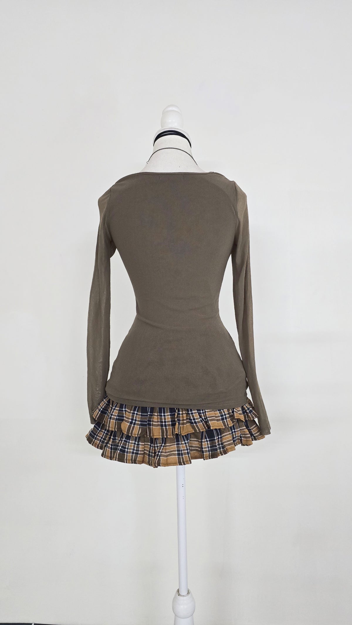 The Taupe Rosette Sequin Mesh Top(Size - M)