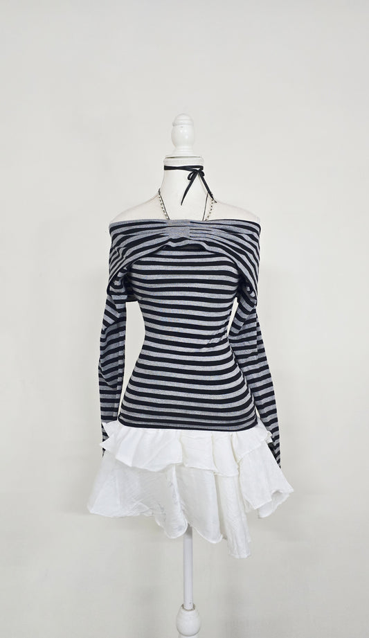 The Off-Shoulder Shimmer Stripe Knit Top(Size - S)