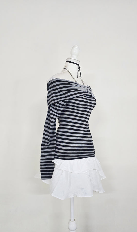 The Off-Shoulder Shimmer Stripe Knit Top(Size - S)