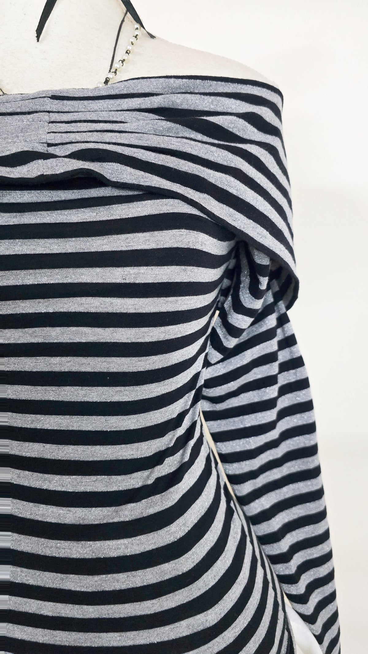The Off-Shoulder Shimmer Stripe Knit Top(Size - S)