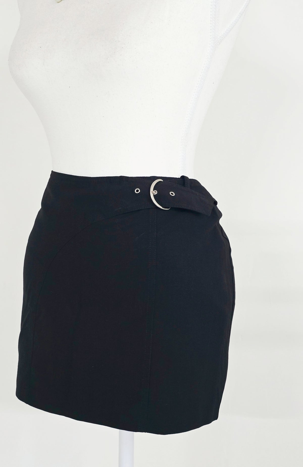 The Side-Buckle Noir Mini Skirt(Size - M)