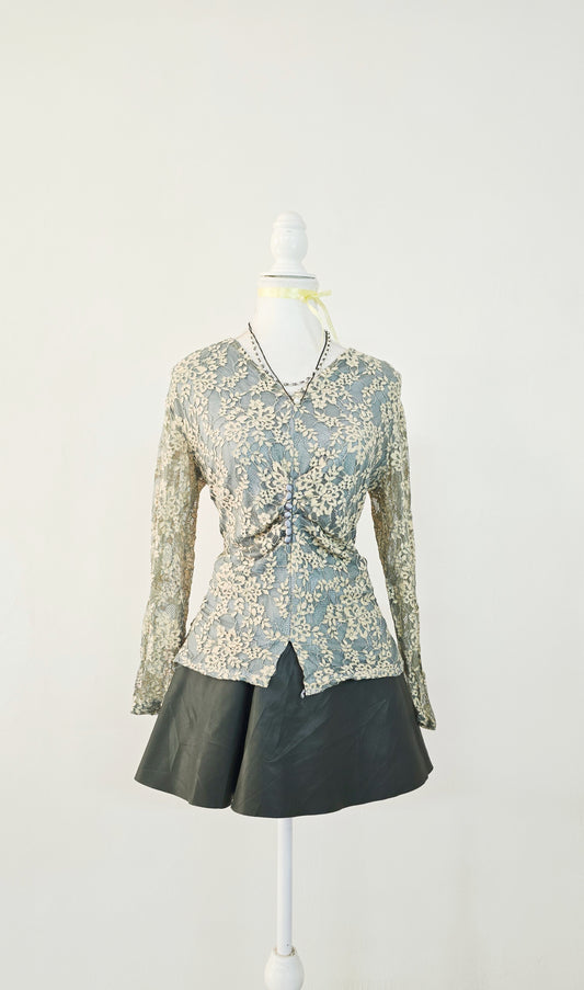 The Frosted Sage Floral Lace Blouse(Size - M)