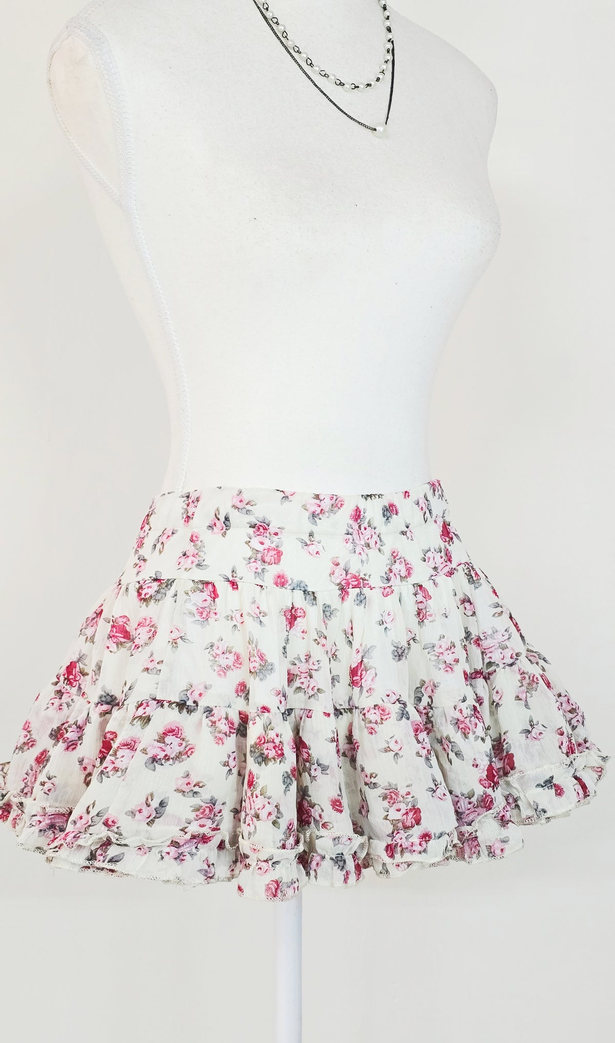 The Rose Garden Bubble Ruffle Mini Skirt(Size - XS,S)
