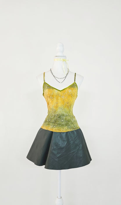 The Moss &amp; Marigold Ombré Lace Cami(Size - XS)